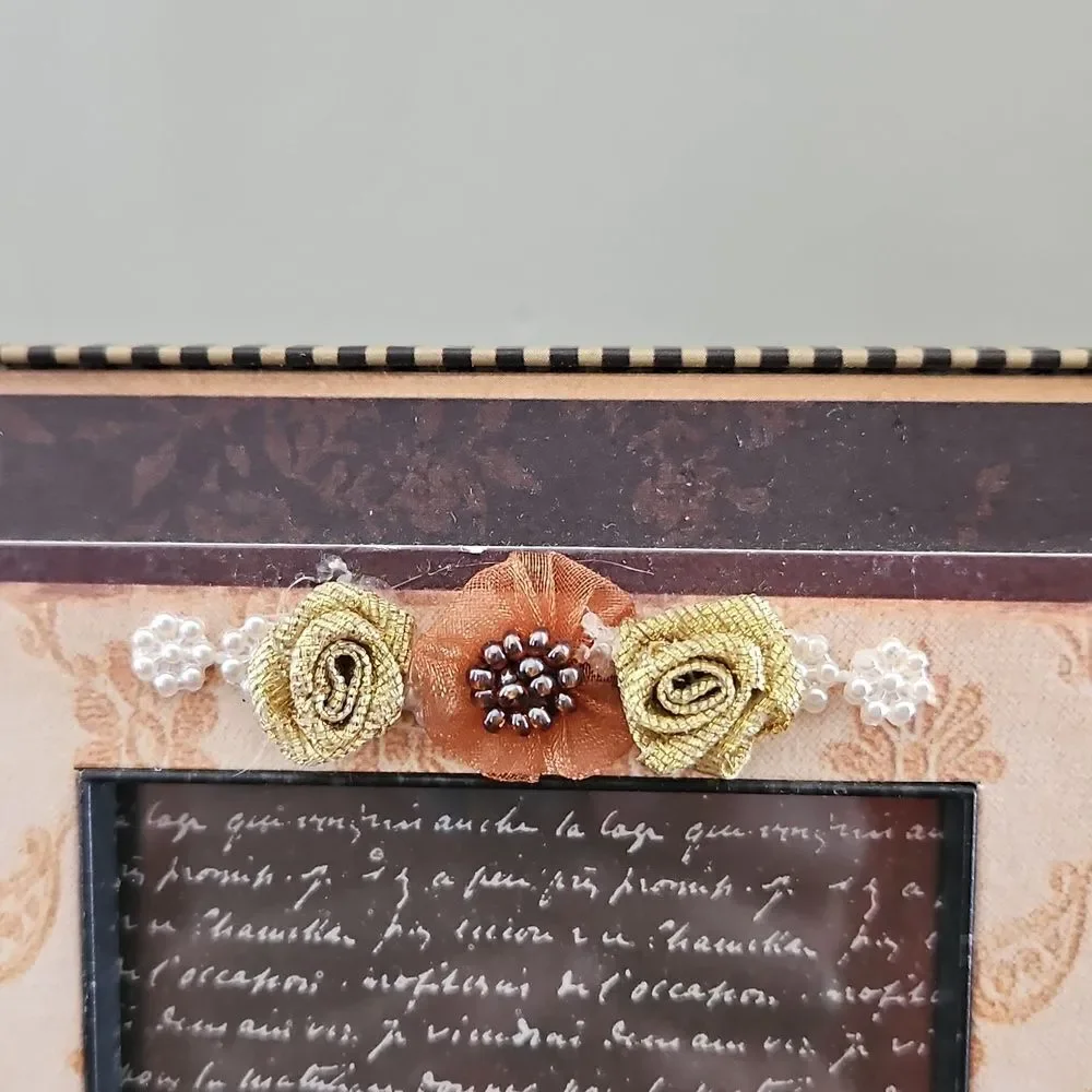 Decorative Memories Photo Frame with Floral Accents